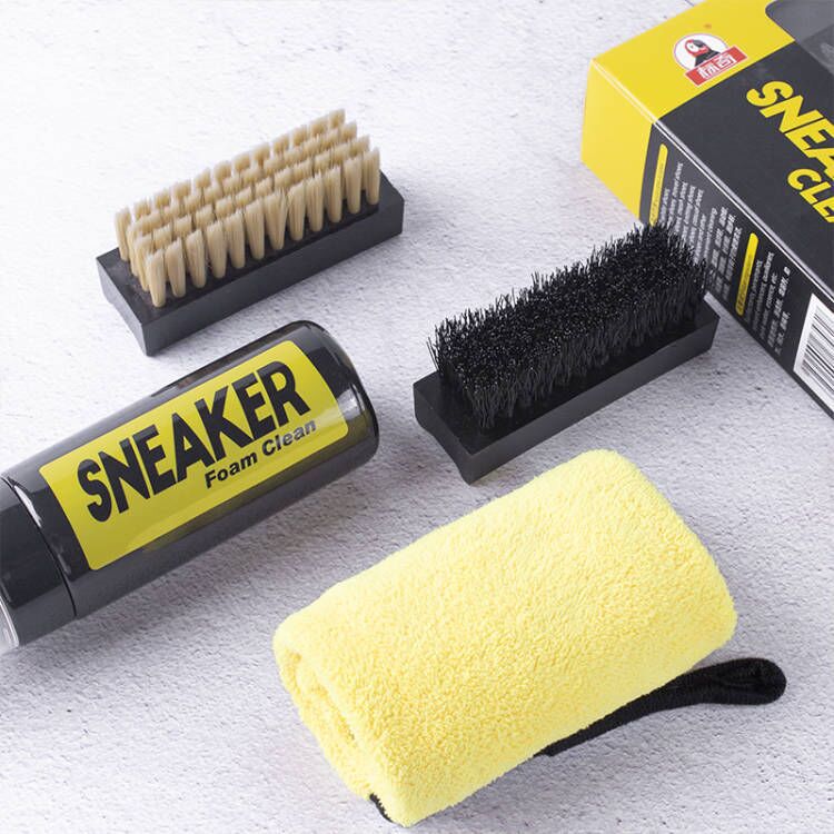 150ml水なしフォームスニーカークリーナーキット（ブラシと - Sneaker Care For Suede のレビューと価格